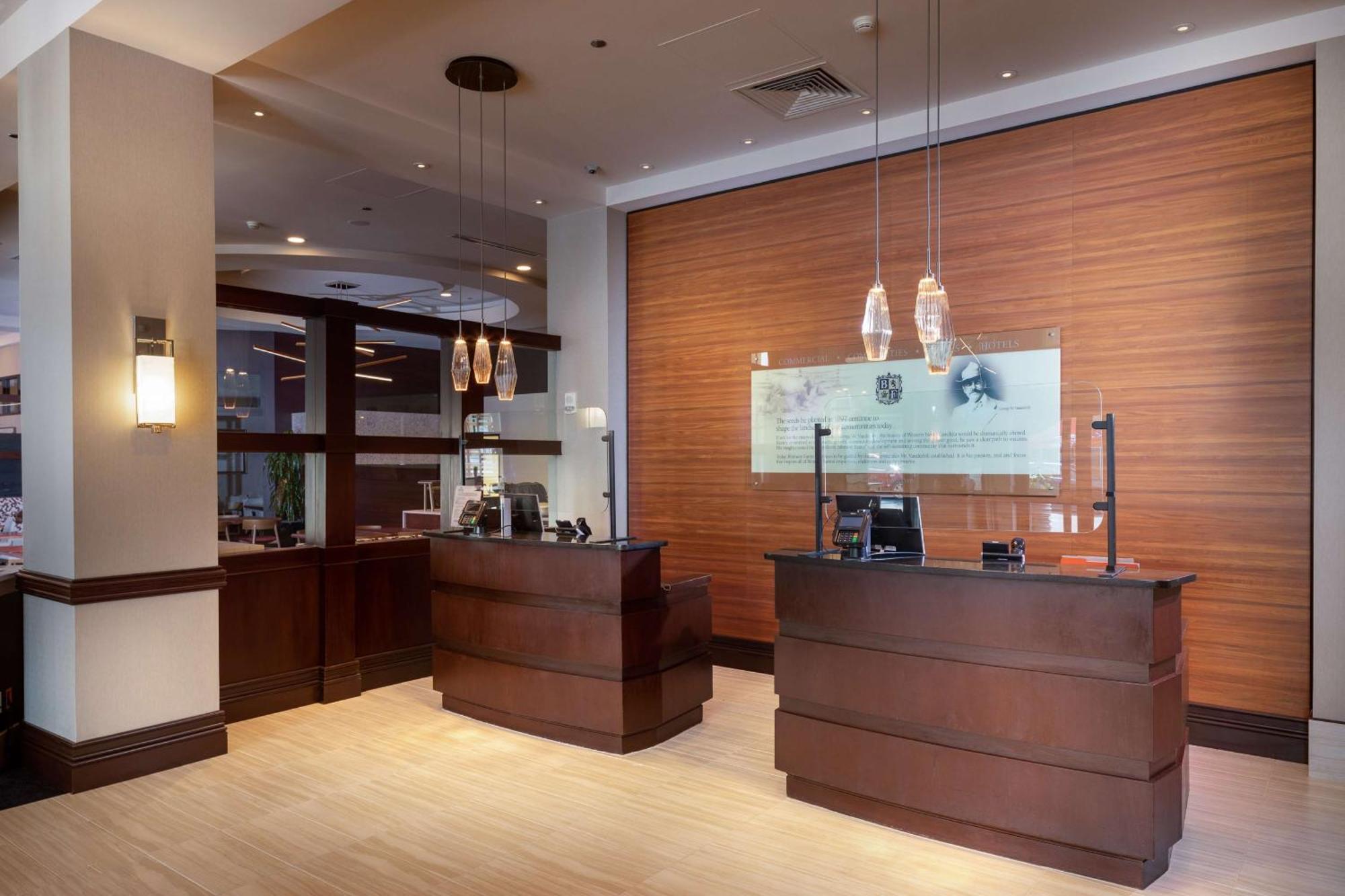 Hilton Asheville Biltmore Park Экстерьер фото